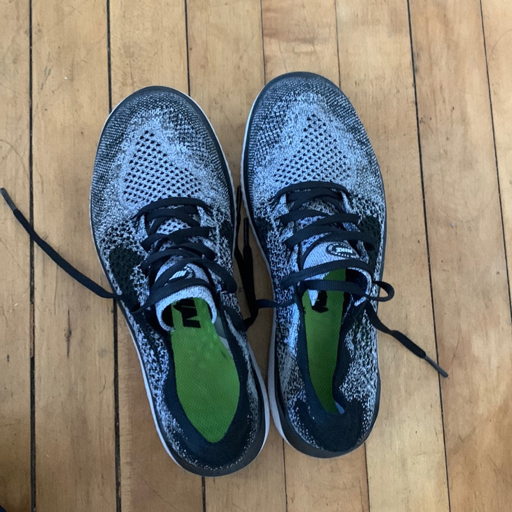 Nike Flyknit Running shoes 8.5